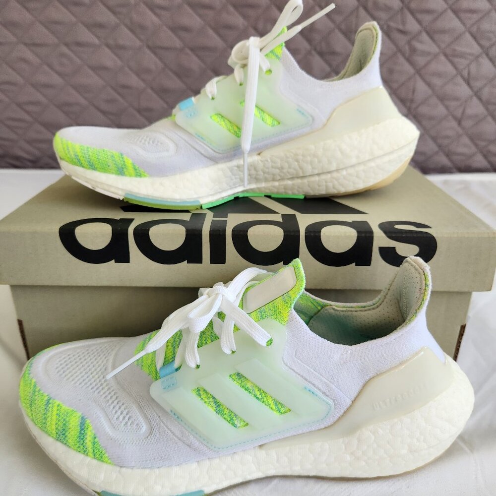 Size 8 - Adidas UltraBoost 22 White Bliss Blue Yellow W